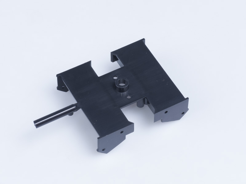 1030KIT Сборная модель Автокран ЛАЗ-690 (на шасси ЗИЛ-164) Start scale models (SSM)